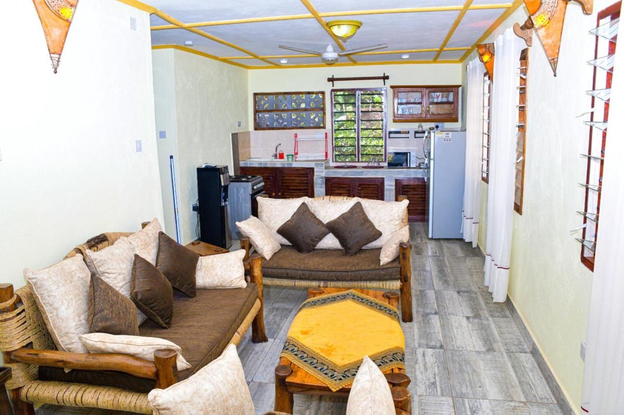 Apartmenthaus Salama Villen In Diani Diani Beach Ngoại thất bức ảnh
