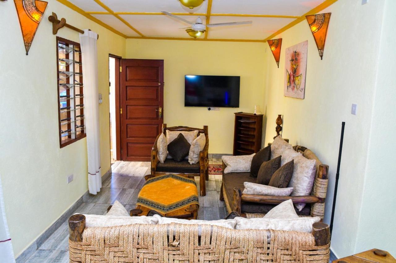 Apartmenthaus Salama Villen In Diani Diani Beach Ngoại thất bức ảnh