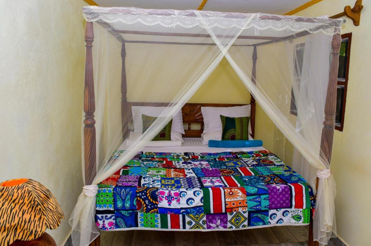 Apartmenthaus Salama Villen In Diani Diani Beach Ngoại thất bức ảnh